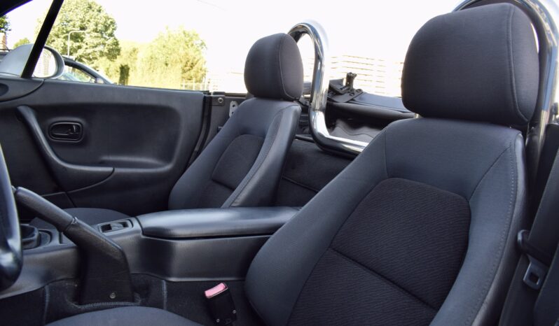 Mazda MX-5 1.6i Touring vol