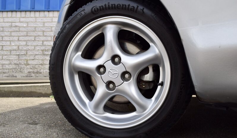 Mazda MX-5 1.6i Touring vol