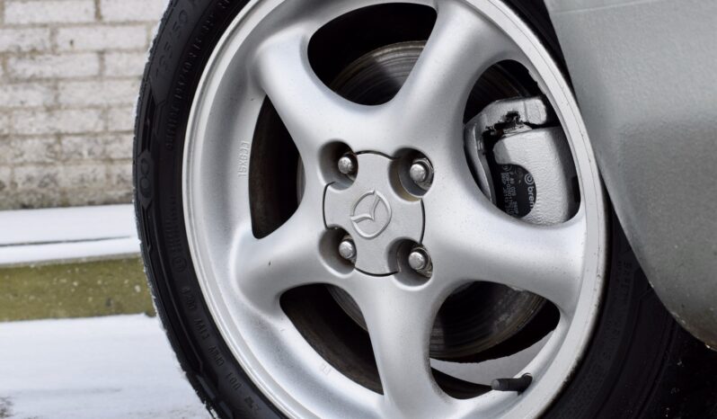 Mazda MX-5 1.6i Touring vol